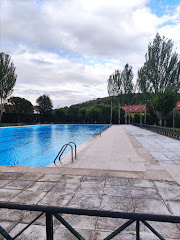 Piscina De Verano El Molar