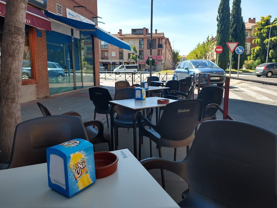 Bar - Cafetería La Tahona