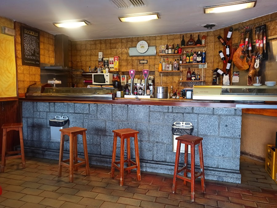 Bar Moreno - Bocateria y Taperia.