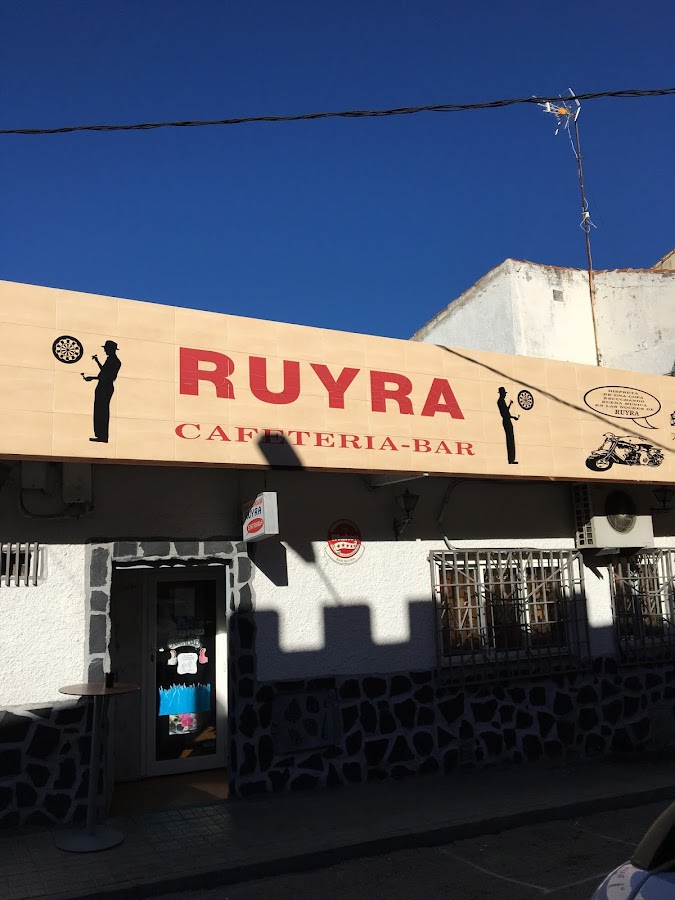 Bar Ruyra (asador de pollos para llevar)