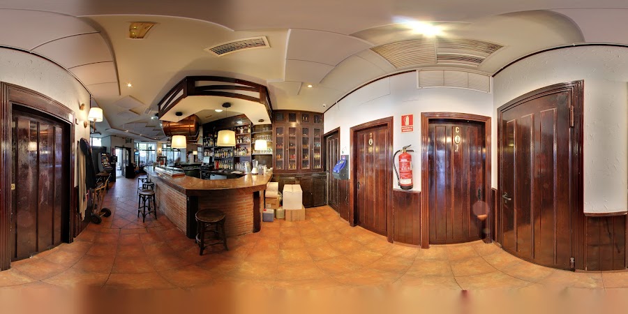 Cervecería Restaurante Parada y Fonda