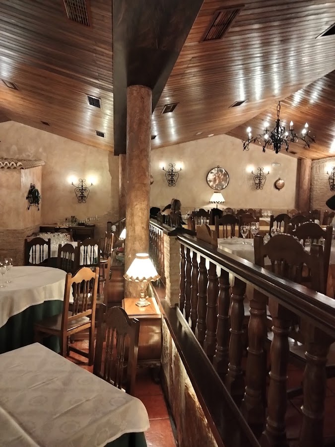 El Caserón De Los Arcos